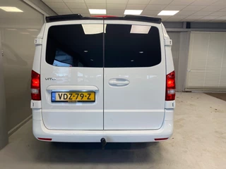 Mercedes-Benz Vito Mercedes-Benz Vito Black & White Lang Edition 140 pk| 19' BI-Color velgen | Bumpers in kleur | Trekhaak | Betimmering | - afbeelding nr 6