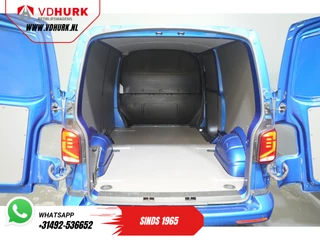 Volkswagen Transporter Volkswagen Transporter T6.1 2.0 TDI 150 pk L2 DSG Aut. Highline BPM VRIJ! Adapt.Cruise/ 2.5t Trekhaak/ Standkachel/ Stoelverw./ LED/ Carplay/ Navi/ Camera/ PDC/ Airco - afbeelding nr 14