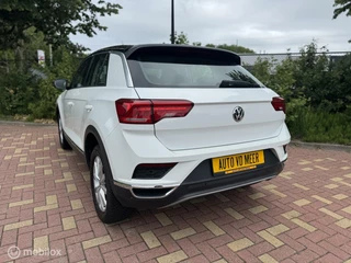 Volkswagen T-Roc Volkswagen T-Roc 1.5 TSI Style / Navigatie / Etc.. - afbeelding nr 15