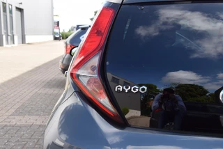 Toyota Aygo Toyota Aygo 1.0 VVT-i x-cite | Schuif-kanteldak | Cruise control | Apple carplay | - afbeelding nr 8