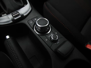 Mazda 2 Mazda 2 1.5 SkyActiv-G Homura automaat met all-weather banden : dealer onderhouden - afbeelding nr 35