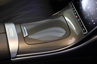 Mercedes-Benz C-Klasse Mercedes-Benz C-klasse 300 e 4MATIC AMG 63 Look / Acc / Memory / Burmester / Head Up / 360 Camera / Leder / Navi / Led / 20 Inch - afbeelding nr 23