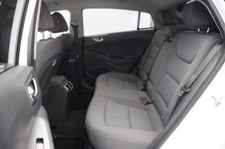 Hyundai IONIQ Hyundai IONIQ Comfort EV 38 kWh - Carplay, Camera, Stoelverw. - afbeelding nr 8