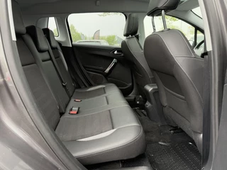 Peugeot 2008 Peugeot 2008 1.2 PureTech Allure 2e Eigenaar,Navi,Pano,Clima,Cruise,PDC,Automaat,N.A.P,APK tot 01-2026 - afbeelding nr 7