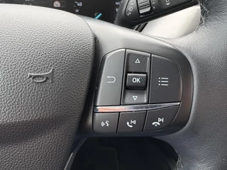Ford Focus Ford Focus Wagon 1.0 EcoBoost Titanium Wagon | Winter Pack | Adaptive cruise control | Camera | Navigatie | 17 inch | Reservewiel - afbeelding nr 17