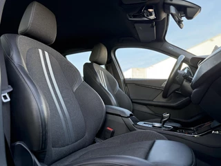 BMW 1 Serie BMW 1-serie 116d Executive Edition | Live Cockpit | Sfeerverlichting | Apple Carplay | - afbeelding nr 13