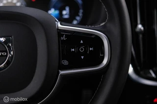 Volvo V60 Volvo V60 2.0 T8 Recharge AWD R-Design | NL auto | DAB+ | CarPlay | Adaptive | Blis | Rijklaar | - afbeelding nr 29