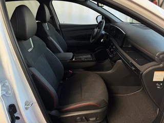 Hyundai Tucson Hyundai Tucson NIEUWE AUTO 1.6 T-GDI PHEV 252PK 4WD N-LINE SKY PANO. 360.CAMERA ELEK.KLEP ELEK.STOEL/GEHEUG.VERWARMD SUBWFR 19''LMV ZWARTE HEMEL HEADUP STOELKOELING STUURVERW. PLUG IN HYBRIDE - 5 JAAR GARANTIE - afbeelding nr 37