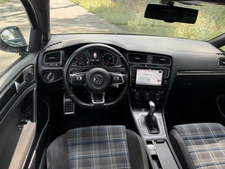 Volkswagen Golf Volkswagen Golf 1.4 TSI GTE - afbeelding nr 2