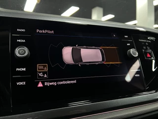 Volkswagen Polo Volkswagen Polo 1.0 TSI R-LINE | Clima | Navi| Carplay|116PK - afbeelding nr 19