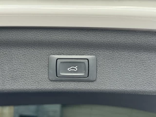 Audi Q3 Audi Q3 35 TFSI Pro Line Automaat 150pk | Climate control | Cruise control | Apple CarPlay | Trekhaak uitklapbaar | Sportstoelen | LED verlichting | Zwart optiek pakket | Parkeersensoren achter - afbeelding nr 41