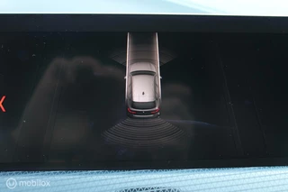 BMW 1 Serie BMW 1-serie 118i M Sport High Executive, Sportstoelen, Carplay, Pdc voor + achter, Stoelverwarming, Cruise, Clima. - afbeelding nr 18