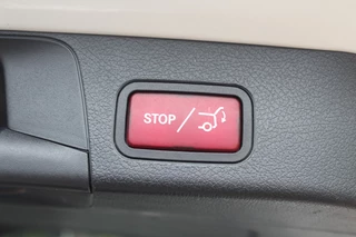 Mercedes-Benz GLB Mercedes-Benz GLB 200 Premium Plus 7p. / Panoramadak / Camera / 20'' / Sfeerverlichting / Navigatie / Dodehoek / DAB / Stoelverwarming / Cruise Control - afbeelding nr 34