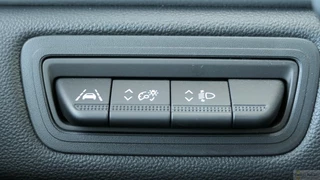 Renault Captur Renault Captur TCe 140 EDC Automaat Intens - afbeelding nr 17
