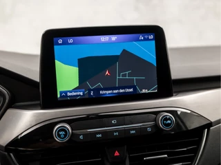 Ford Kuga Ford Kuga 2.5 PHEV Titanium 225Pk Automaat (APPLE CARPLAY, GROOT NAVI, STUUR/STOELVERWARMING, ADAPTIVE CRUISE, CAMERA, KEYLESS, TREKHAAK, STOELVERWARMING ACHTER, ELEK ACHTERKLEP, NIEUWSTAAT) - afbeelding nr 28