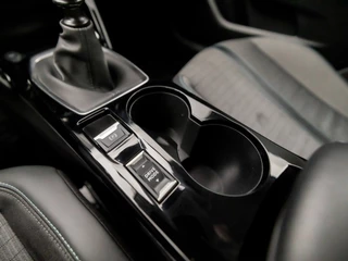 Peugeot 208 Peugeot 208 1.2 PureTech Allure Deluxe (VIRTUAL COCKPIT, APPLE CARPLAY, GROOT NAVI, 360 CAMERA, LEDER, SPORTSTOELEN, GETINT GLAS, LM VELGEN, CRUISE, KEYLESS, NIEUWE APK, NIEUWSTAAT) - afbeelding nr 26