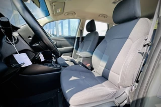 Kia Carens - afbeelding nr 14