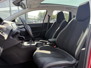 Peugeot 308 Peugeot 308 SW 1.2 PureTech Style 1e Eigenaar,Pano,Navi,131pk,Trekhaak,6 Bak,Clima,Cruise,Pdc,Lm Velgen,Dealer Onderhouden,Apk tot 11-2025 - afbeelding nr 6
