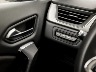Renault Captur Renault Captur 1.3 TCe 140 Intens 141Pk Automaat (APPLE CARPLAY, GROOT NAVI, VIRTUAL COCKPIT, STOELVERWARMING, SPORTSTOELEN, CAMERA, KEYLESS, CRUISE, NIEUWSTAAT) - afbeelding nr 27