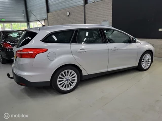 Ford Focus Ford Focus Wagon 1.0 Titanium/Cruise/Clima/Navi/Trekhaak/Nap - afbeelding nr 10