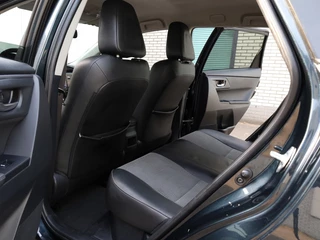 Toyota Auris Toyota Auris Touring Sports 1.8 Hybrid Executive | Half Leder | Park-Assist | LED Koplampen - afbeelding nr 12