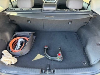 Kia Niro Kia Niro 1.6 GDi PHEV DynamicPlusLine  55km volledig electrisch rijden  Hierna hybride , Dodehoek detectie , Trekhaak afneembaar , Keyless entry , Navigatie , Camera , Parkeerhulp voor & Achter , fab garantie - afbeelding nr 24