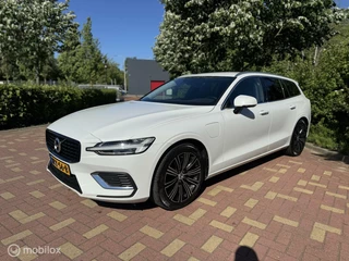 Volvo V60 Volvo V60 2.0 T6 Recharge AWD R-Design / Carplay - afbeelding nr 15