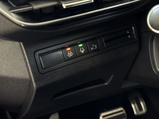 Peugeot 5008 Peugeot 5008 GT BLACK PACK 7P CAMERA NAVI I-COCKPIT LED ELEK.KLEP STOELVERW. LEER LED 2024 7PERS 7PERSOONS - afbeelding nr 19