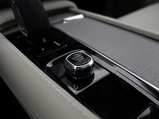 Volvo XC90 Volvo XC90 T8 PLUG-IN HYBRID ULTIMATE BRIGHT 21INCH LUCHTVERING FULL-LED H/ - afbeelding nr 20