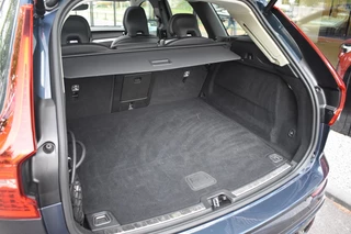 Volvo XC60 Volvo XC60 T6 350pk AWD Ultimate Dark | Climate | Trekhaak | 360 - afbeelding nr 41