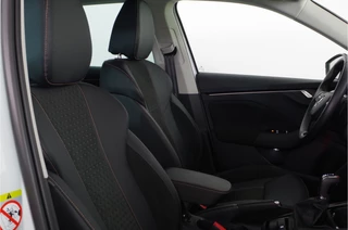 Škoda Kamiq ŠKODA Kamiq 1.0 TSI Business Edition > Automaat/Zwart dak/Trekhaak/17inch/Winterpakket/Design-pakket Suite... | 7881 | - afbeelding nr 11