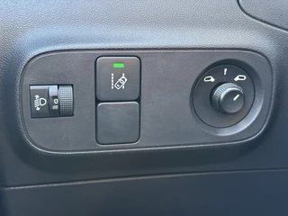 Citroën C3 Citroen C3 1.2 PureTech Feel Navi,Clima,Cruise,PDC Achter,Distributieriem Vervangen in 2024,N.A.P,APK Tot 02-2026 - afbeelding nr 23