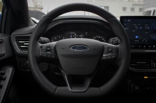 Ford Focus Ford Focus 1.0 EcoBoost Hybrid ST-Line 125pk | Driver Assistance Pack | Matrix LED koplampen | SYNC 4 Navigatie | Draadloos Carplay/Android auto | Camera - afbeelding nr 37