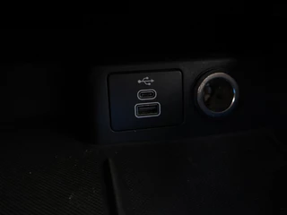 Ford Kuga Ford Kuga 225PK PHEV Titanium X WINTERPACK | CRUISE | CAMERA | CARPLAY! - afbeelding nr 24