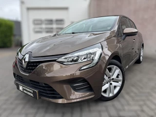 Renault Clio Renault Clio 1.0 TCe Zen NL AUTO / 4-SEIZOENENBANDEN / NAVI / CRUISE / PARKEERSENSOREN ACHTER / CARPLAY - afbeelding nr 1