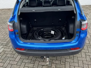 Jeep Compass Jeep COMPASS 1.4 MultiAir Sport Cruise control Climate control Apple / Android DAB Achteruitrijcamera - afbeelding nr 22