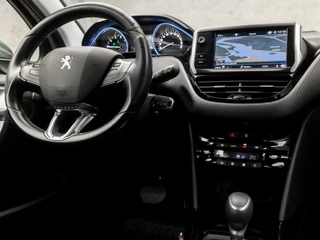 Peugeot 2008 Peugeot 2008 1.2 PureTech Sport Automaat (APPLE CARPLAY, NAVIGATIE, CAMERA, CLIMATE, LEDER, SPORTSTOELEN, PARKEERSENSOREN, CRUISE, LM VELGEN, NIEUWSTAAT) - afbeelding nr 7