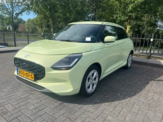 Suzuki Swift 1.2 82PK | Navi | Camera | PDC | Stoelverw. | ACC | 4Seasons | Carplay