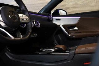 Mercedes-Benz A-Klasse Mercedes A-klasse 250e AMG|Pano|Leder|Night|Camera|Ambiance| - afbeelding nr 19