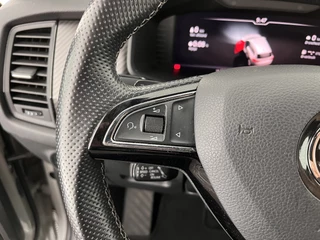 Škoda Kodiaq Škoda Kodiaq 1.5 TSI Sportline Business Aut. *LEATHER-ALCANTARA | FULL-LED | HEATED-SPORTSEATS | ADAPTIVE-CRUISE | MEMORY-PACK | DIGI-COCKPIT | CANTON-AUDIO | SHIFT-PADDLES | CARPLAY | AMBIENT-LIGHT | KEYLESS | DAB | 20''ALU* - afbeelding nr 19