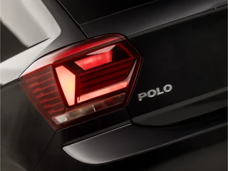 Volkswagen Polo Automaat (SCHUIFDAK, APPLE CARPLAY, GROOT NAVI, CLIMATE, BEATS AUDIO, LEDER, SPORTSTOELEN, GETINT GLAS, LM VELGEN, DAB+, ADAPTIVE CRUISE, NIEUWE APK, NIEUWSTAAT) - afbeelding nr 29