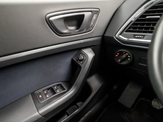 SEAT Ateca (APPLE CARPLAY, GROOT NAVI, CAMERA, CLIMATE, DAB+, SPORTSTOELEN, LED KOPLAMPEN, GETINT GLAS, NIEUWE APK, NIEUWSTAAT) - afbeelding nr 23