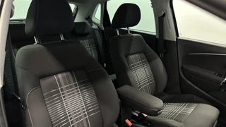 Volkswagen Polo Volkswagen Polo 1.2 TSI Highline CRUISE ECC LM. - afbeelding nr 12