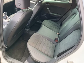 SEAT Arona Seat Arona 1.0 TSI FR 18inch/camera/CarPlay/leder/4seiz.banden - afbeelding nr 29