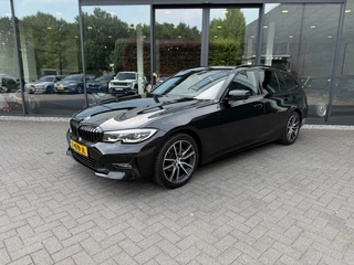 BMW 3 Serie 318I 2.0 Sportline,Leer,LED,Stoelverw,Carplay,Cruise,Clima,Lane Ass.,