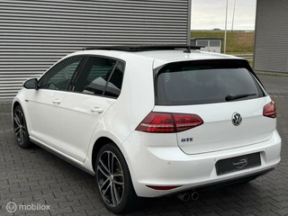 Volkswagen Golf Volkswagen Golf 1.4 TSI GTE - afbeelding nr 12