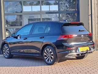 Volkswagen Golf Volkswagen Golf 1.5 eTSI R-Line Business+ | LED | Trekhaak | All-seasons | ACC | Keyless | Stoelverwarming | - afbeelding nr 3