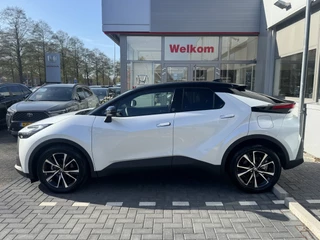 Toyota C-HR Dodenhoekdetectie, Navigatie, Parkeersensoren V + A , All-in Rijklaarprijs - afbeelding nr 2