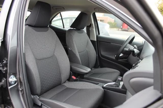 Toyota Yaris Cross Toyota Yaris Cross 1.5 Hybrid Dynamic | Navi | HUD | El. Achterklep | Keyless Entry - afbeelding nr 30