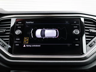 Volkswagen T-Roc Volkswagen T-Roc 1.5 TSI Sport CarPlay Camera Cruise - afbeelding nr 31
